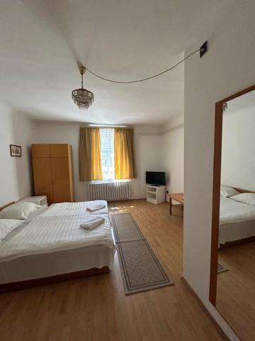 Bed and Breakfast Corvin Panzio Ráb Exteriér fotografie